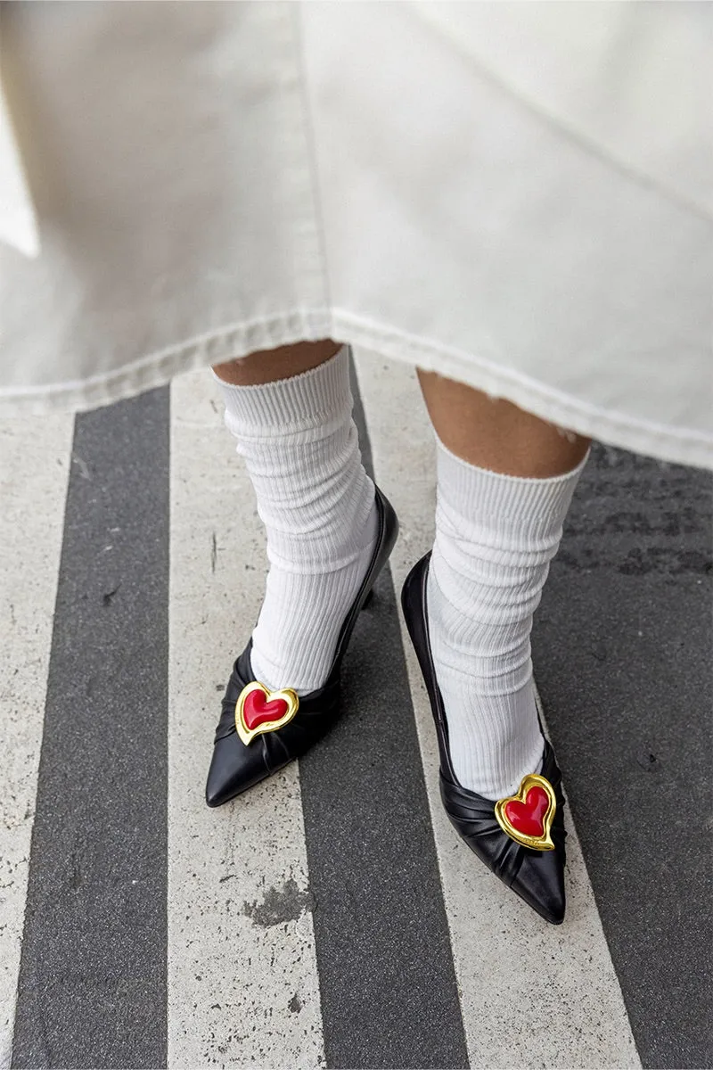 BETTY BLACK PUMPS