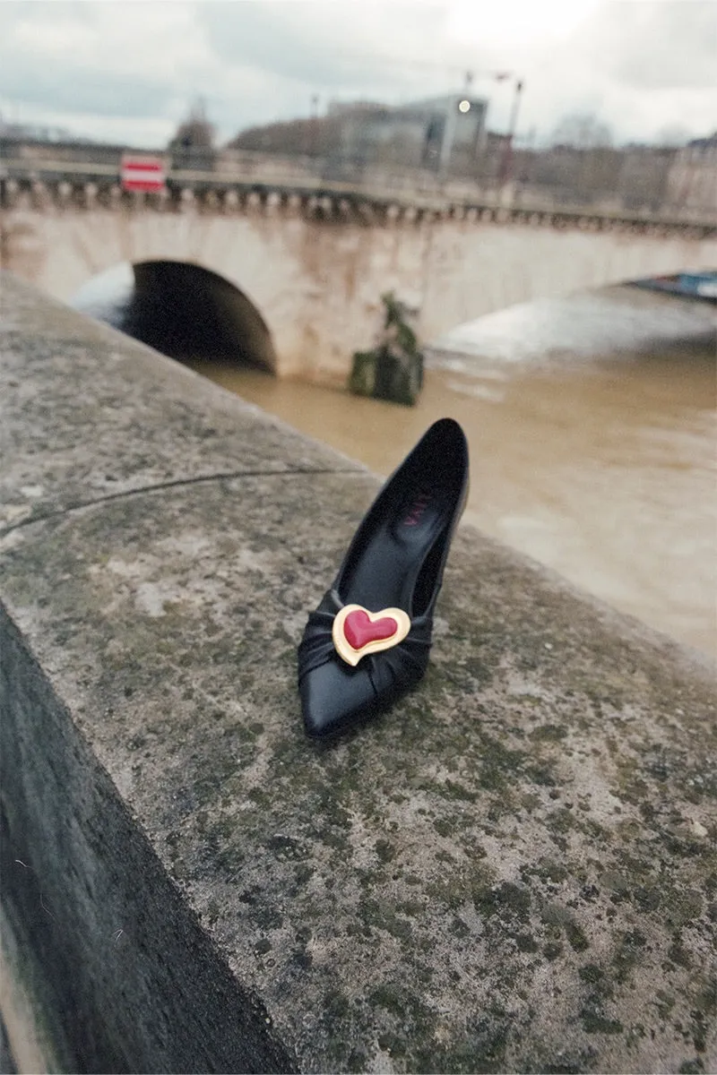 BETTY BLACK PUMPS