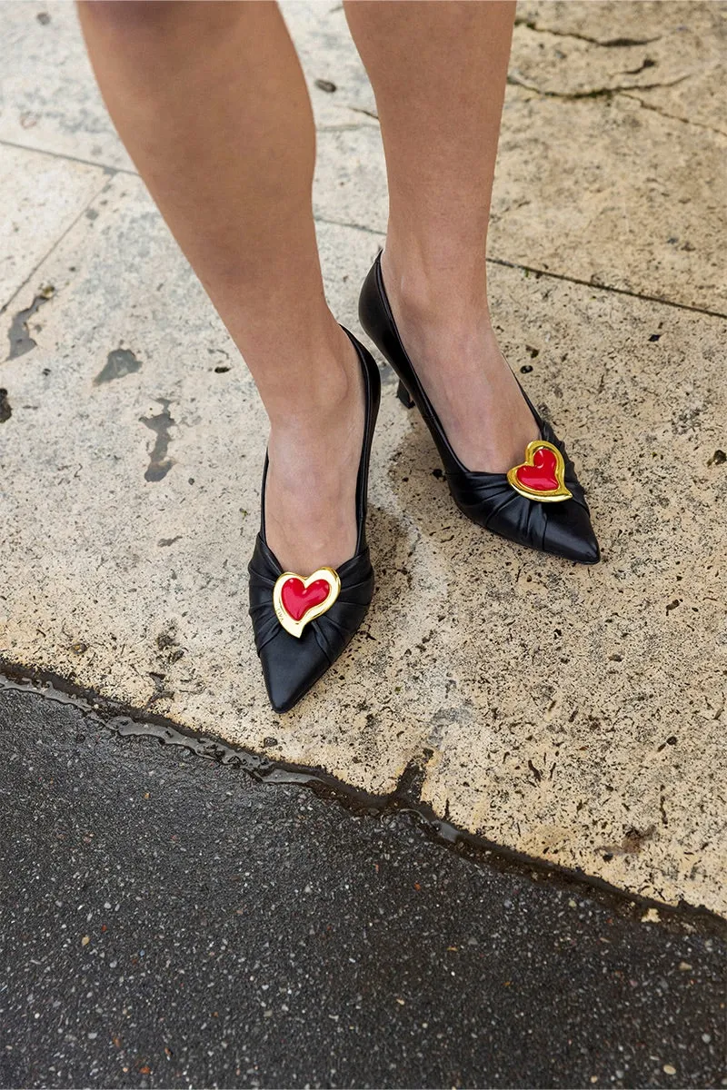 BETTY BLACK PUMPS